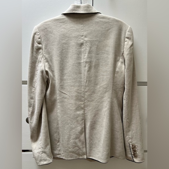 Ann Taylor linen-blend fully lined notched one button blazer in Size 2 - Picture 2 of 7